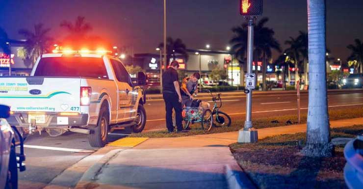 1 injured after pickup truck and bicyclist collide in Collier County