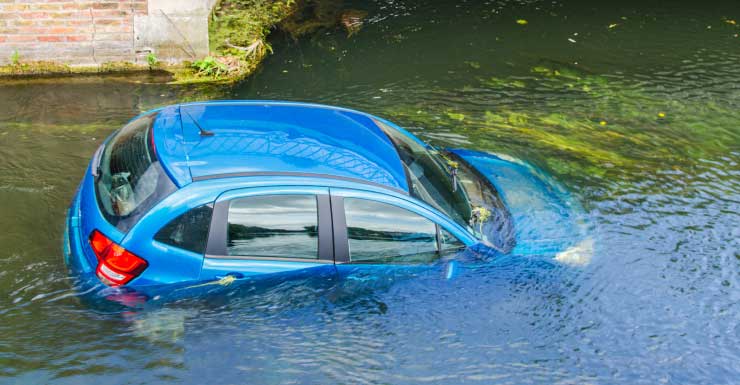 Car pulled from Cooper City canal after crash; no injuries