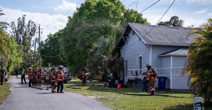 Crews battle flames after blowtorch ignites palm frond, house in Fort Myers