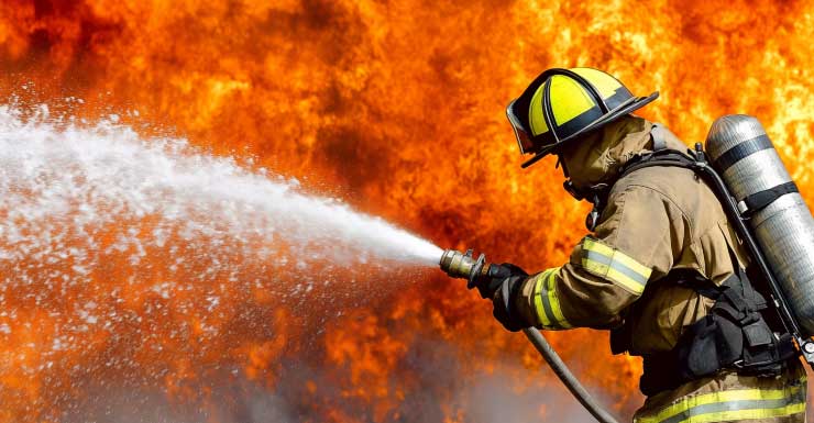 Hardware store catches fire in Dixie County