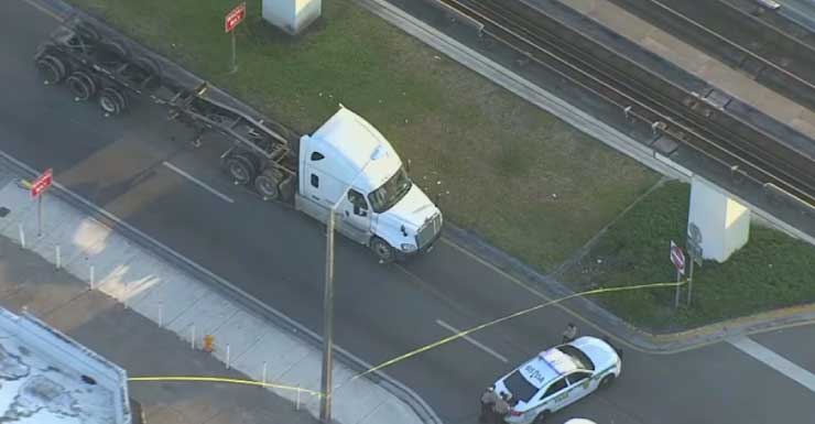 MDSO: Pedestrian dies after being struck by vehicle in northwest Miami-Dade