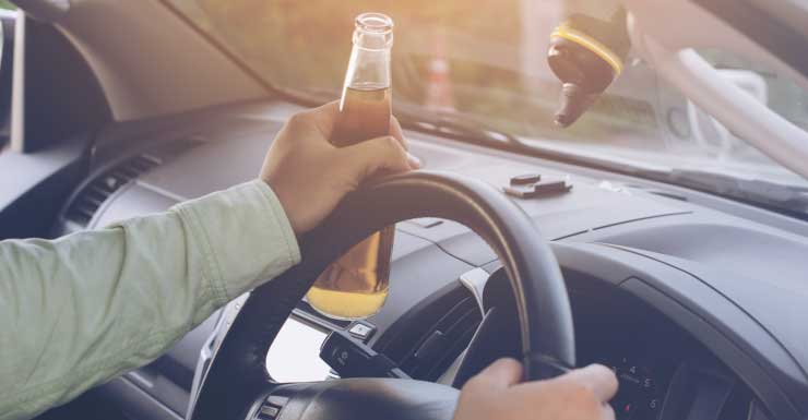 Police: Woman charged with DUI after crash with unbuckled child in Fort Walton Beach