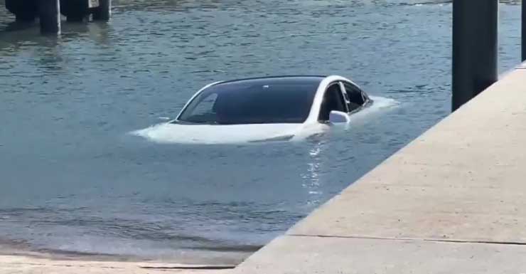 Tesla plunges into Crandon Park Marina near Key Biscayne; no injuries reported