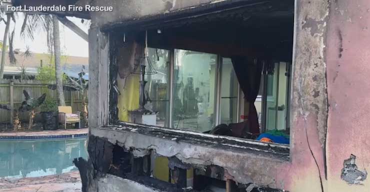 2 homes in Fort Lauderdale badly damaged by fire