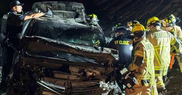 3 hurt after driver crashes into construction ditch in St. Cloud