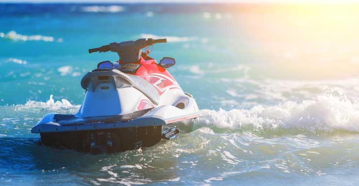 Jet skier injured after clipping boat’s rope in Caloosahatchee River