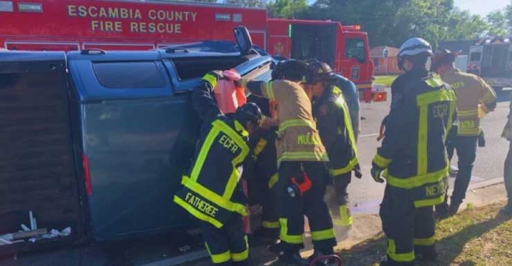 Pensacola man could face charges after crash sends woman, children to hospital