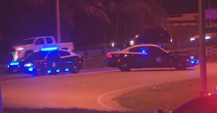 2 killed in fiery crash on Don Shula Expressway