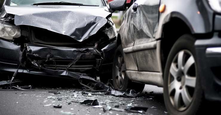 Crash causes MacArthur Causeway to shut down heading toward Miami Beach