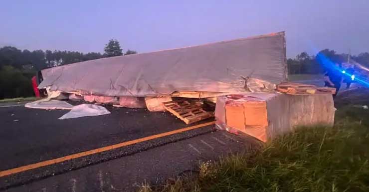 Crash on I-10 in Washington County causes delays