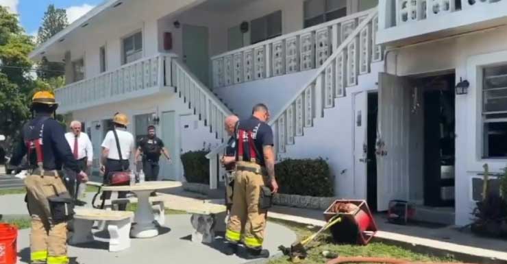 Crews extinguish kitchen fire inside Fort Lauderdale apartment; no injuries reported