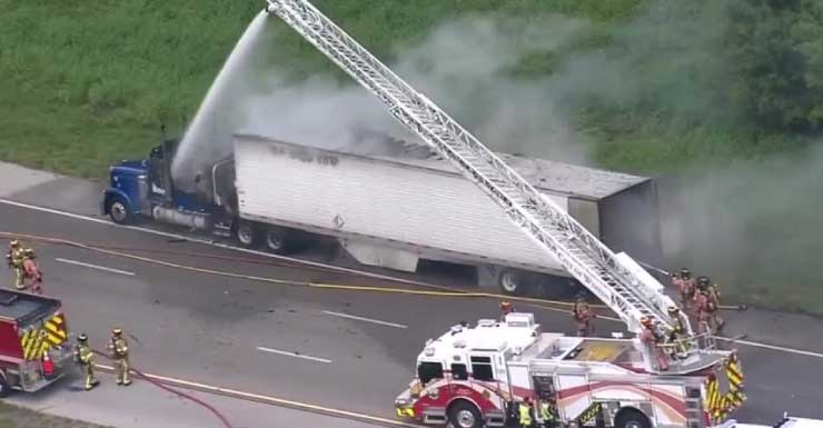 Crews extinguish truck fire on I-75 near Weston; EB lanes reopen