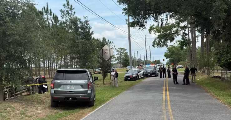 Ocala officers open fire after bank robbery leads to pursuit, crash into pond, police say