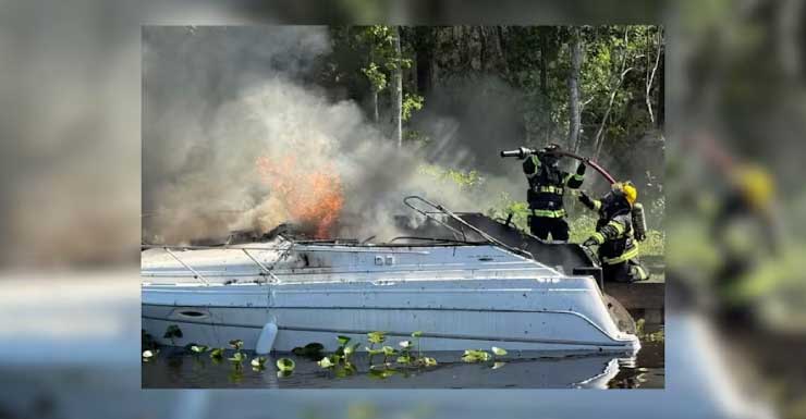 St. Johns County firefighters extinguish boat fire at Trout Creek Memorial Park