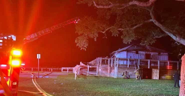 Walton County Fire Rescue fights early morning fire at Grady Brown Park