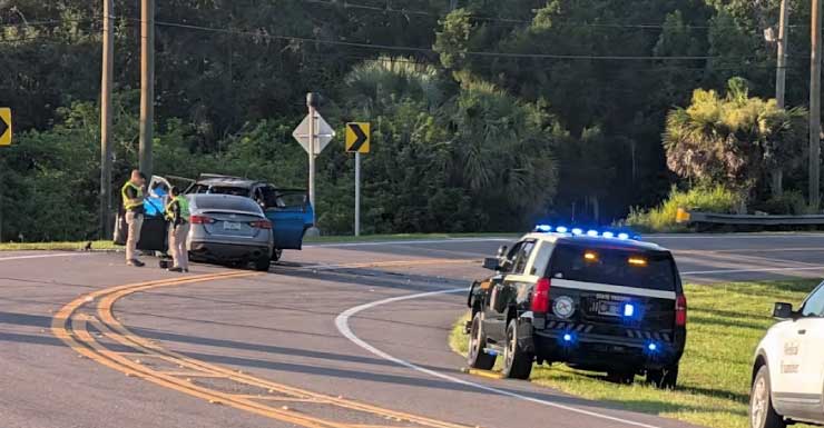 1 driver killed in fiery head-on crash on SR-434 near Hammock Lane in Oviedo