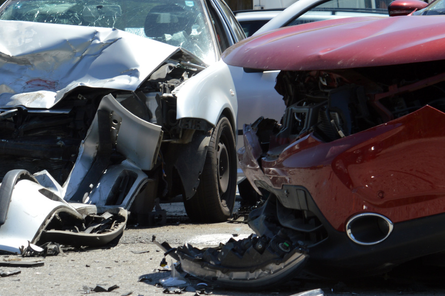 Crash shuts down eastbound SR-528 in Christmas