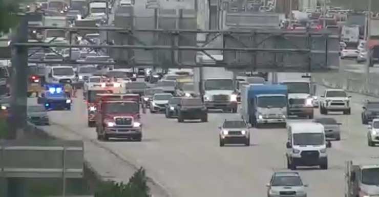 Crash with injuries on I-95 North in Lantana blocks lanes