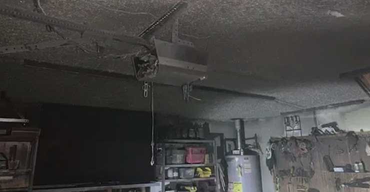 Fire damages home and claims lives of five cats in Escambia County