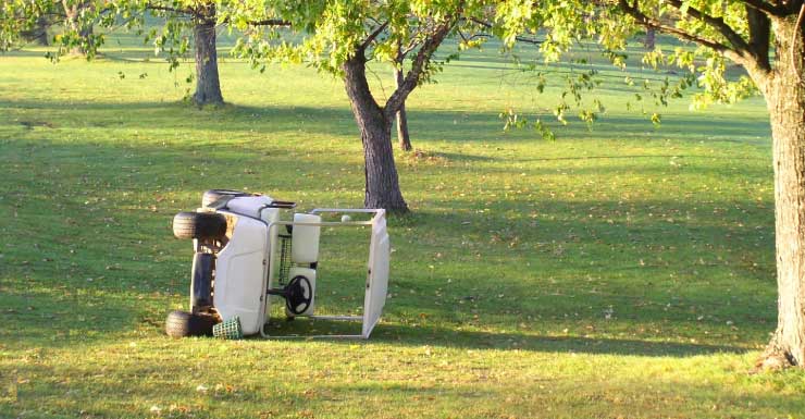 Local woman killed in early morning golf cart crash in Levy County