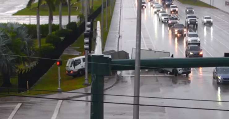 Major crash on Southern Boulevard disrupts morning commute