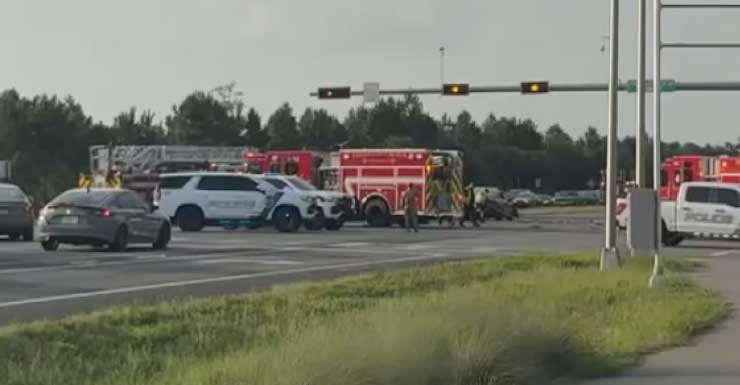 Car crash at Phillip Griffitts Parkway and Highway 79