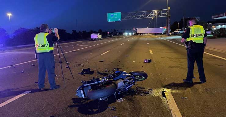Davenport crash kills motorcyclist, passenger critically injured: PCSO