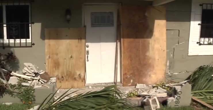 Doorbell camera captures car crashing with home in Miami