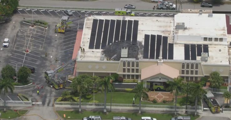 Fire erupts at Miami Gardens church