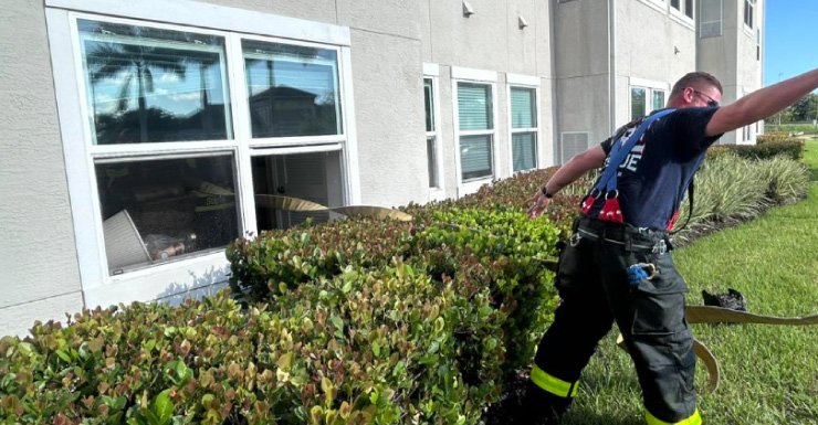 Fire sprinkler helps contain kitchen fire at senior living facility
