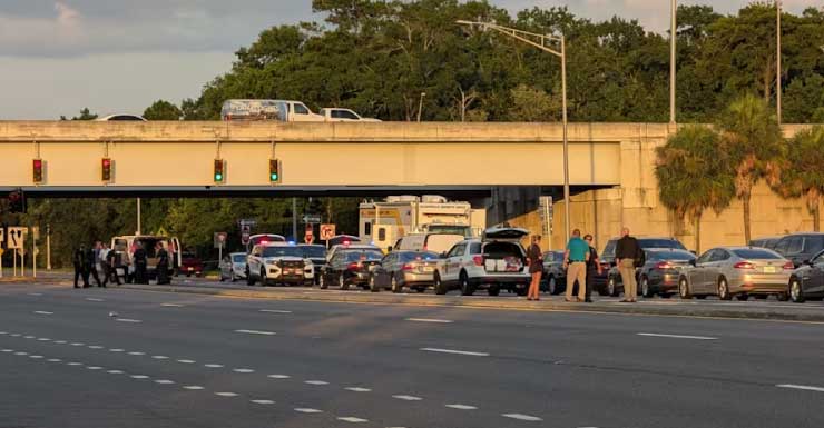 Man killed in officer-involved shooting after 20-minute standoff following crash at Beach Boulevard intersection: JSO