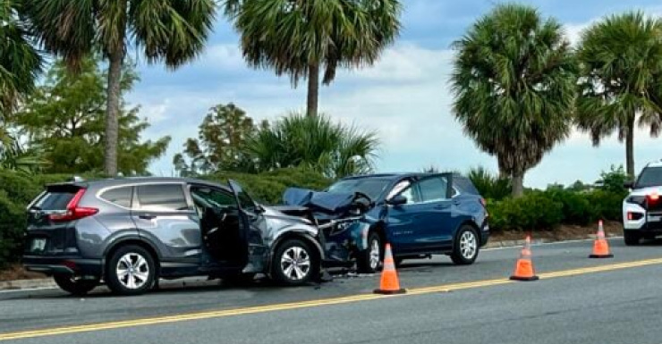 One person airlifted after head-on crash on Morse Boulevard bridge