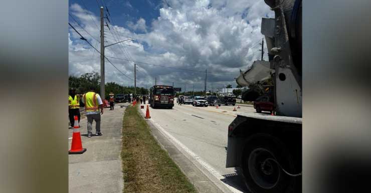 Crash report details moment driver struck two workers on San Carlos Boulevard