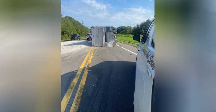 Crash spills sand onto Hillsborough County road, woman hospitalized