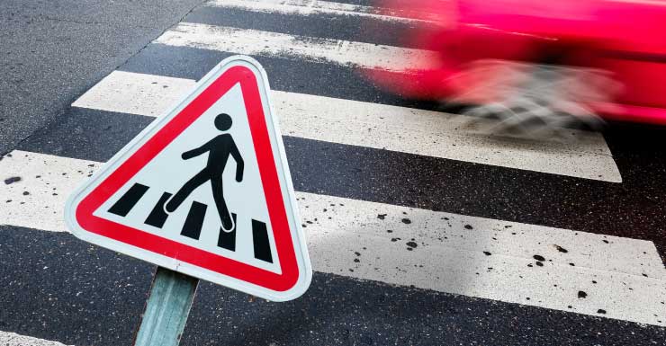 Driver charged with DUI manslaughter after pedestrian dies at Leesburg hospital