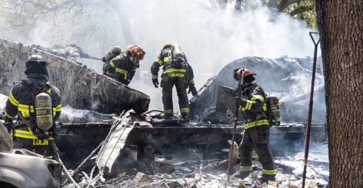 Fire destroys mobile home, kills dog in Marion County