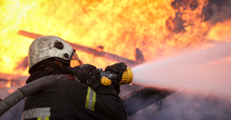 Fire tears through Hallandale Beach motel room, leaving woman without a home