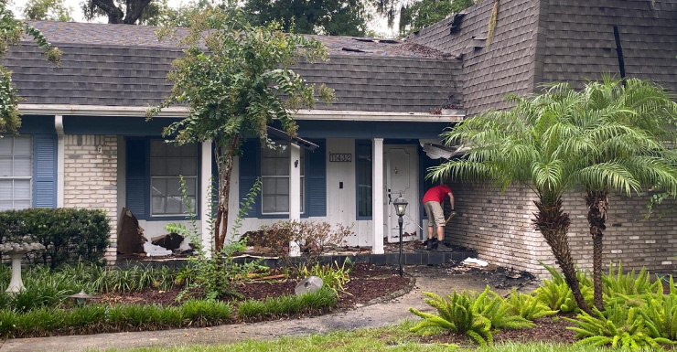 Lightning strikes cause fires at 2 homes in Jacksonville