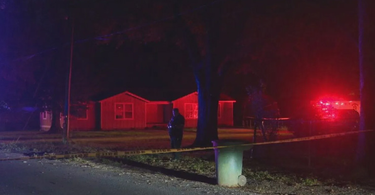 Man shot after allegedly charging at woman with machete in Escambia County