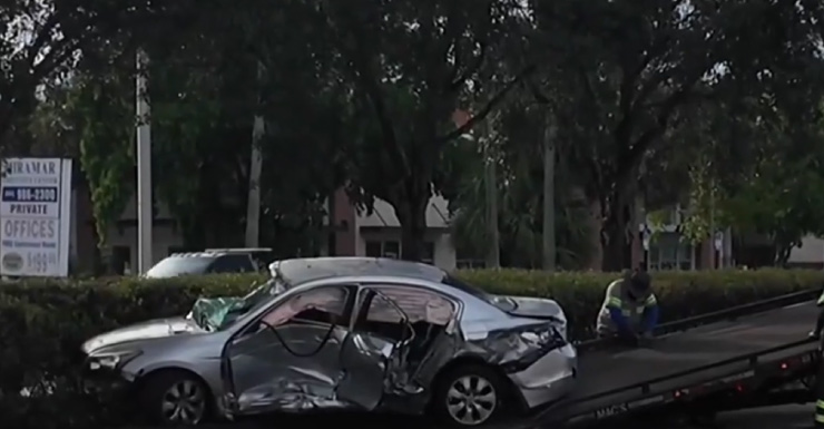 Minor among 2 injured in West Park crash