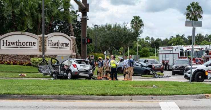 Three-vehicle crash leaves two injured in Bonita Springs