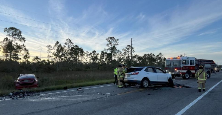 2 confirmed dead after double vehicle crash on SR-31 and Bermont Rd.