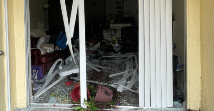Maitland driver crashes into his own apartment, escapes serious injury