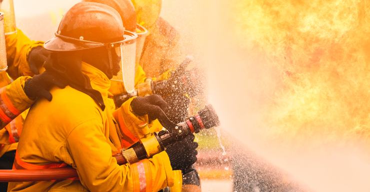 Mansion fire erupts in gated Windermere neighborhood, firefighters say