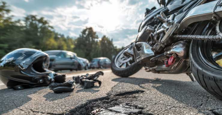 Motorcyclist dies after crash with pickup truck in Lauderdale Lakes