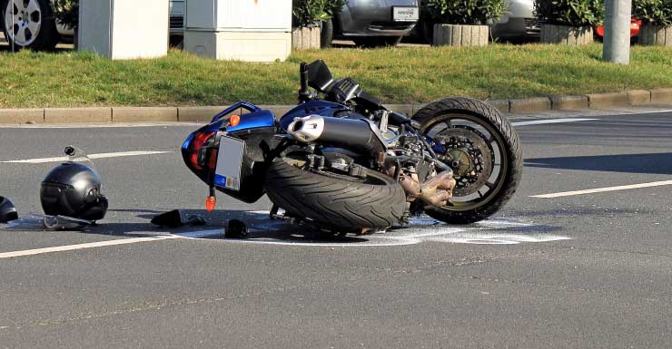 Motorcyclist injured after being ejected in Hollywood crash
