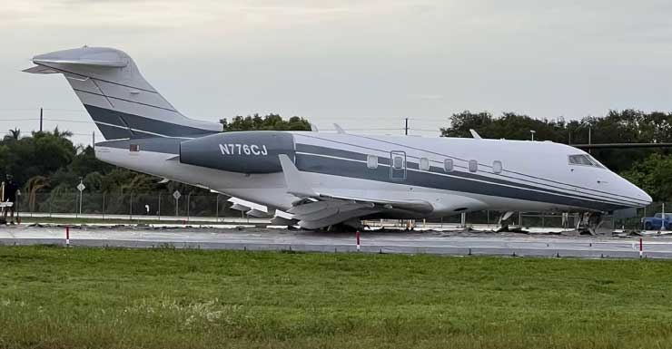 Small plane overruns runway at Boca Raton Airport; FAA investigating