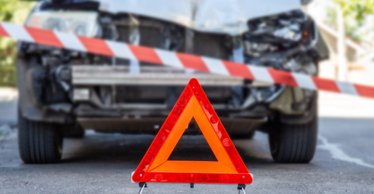Two injured when car crashes into laundromat near Bahia Vista and U.S. 41