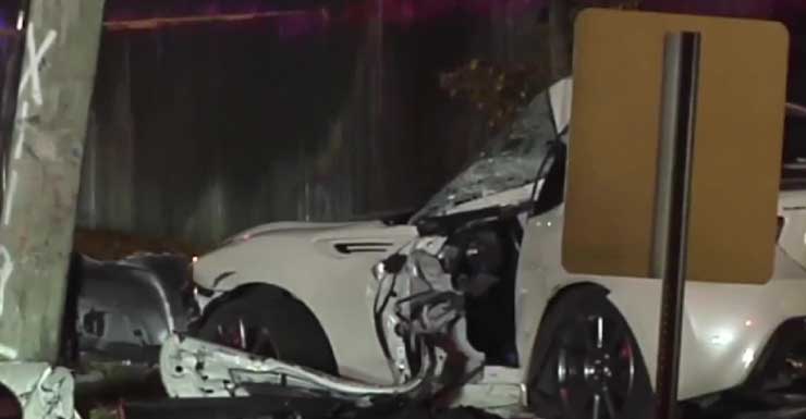 Woman, 2 children critical after car hits light pole in NW Miami-Dade