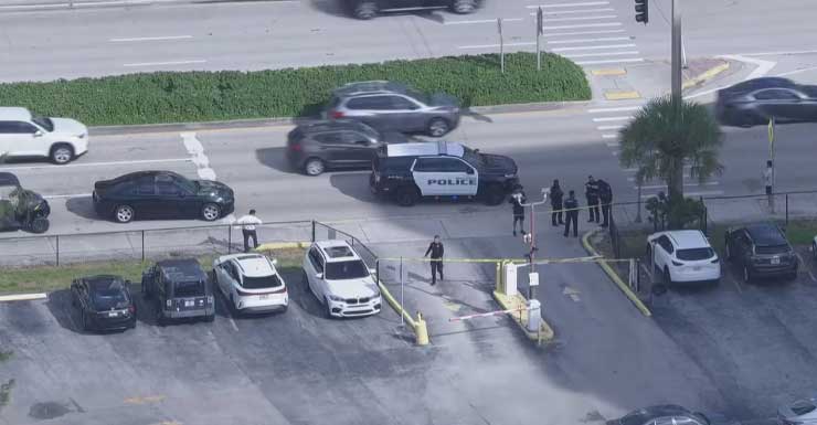1 hurt, 1 detained after shooting at Hollywood Beach condo complex